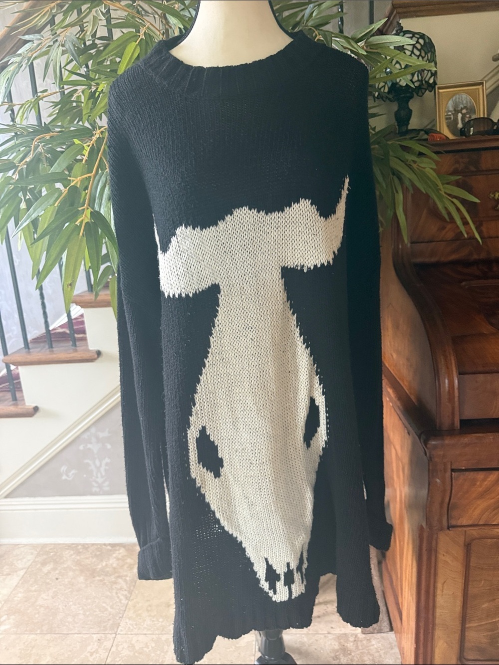 Show Me Your Mumu oversized Fireside sweater in black-and-white Large - Picture 8 of 10